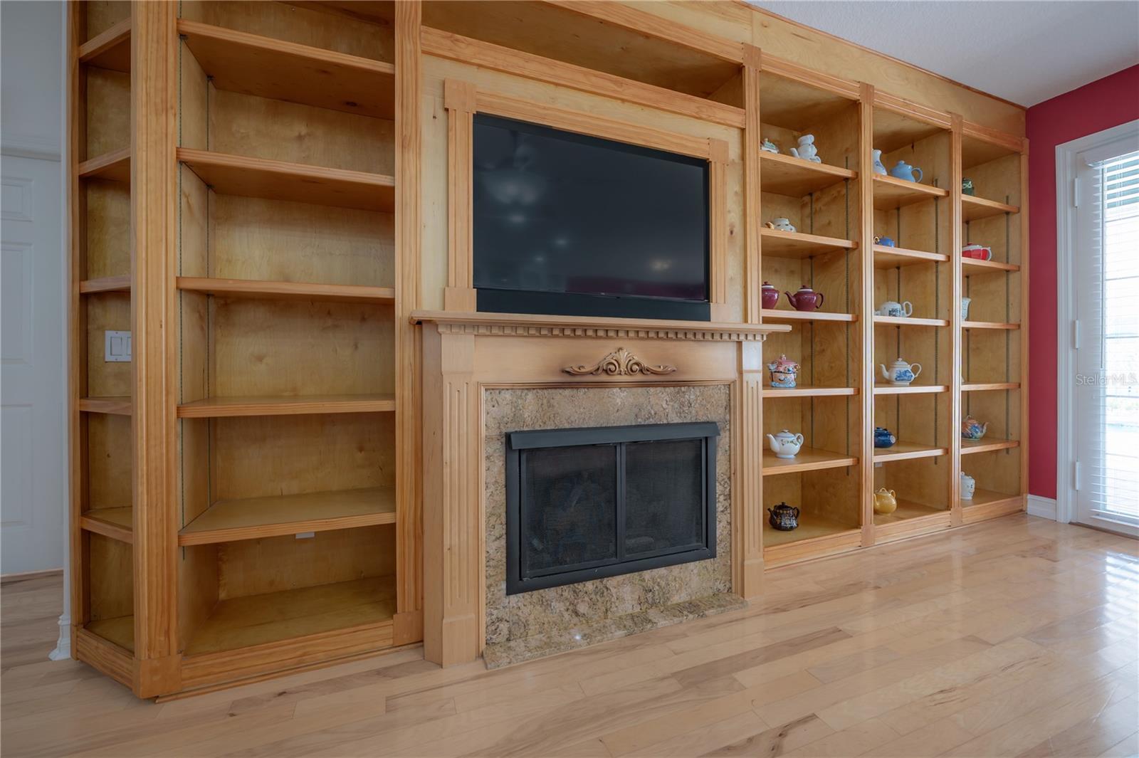 TEMPLE TERRACE ESTATES - Residential