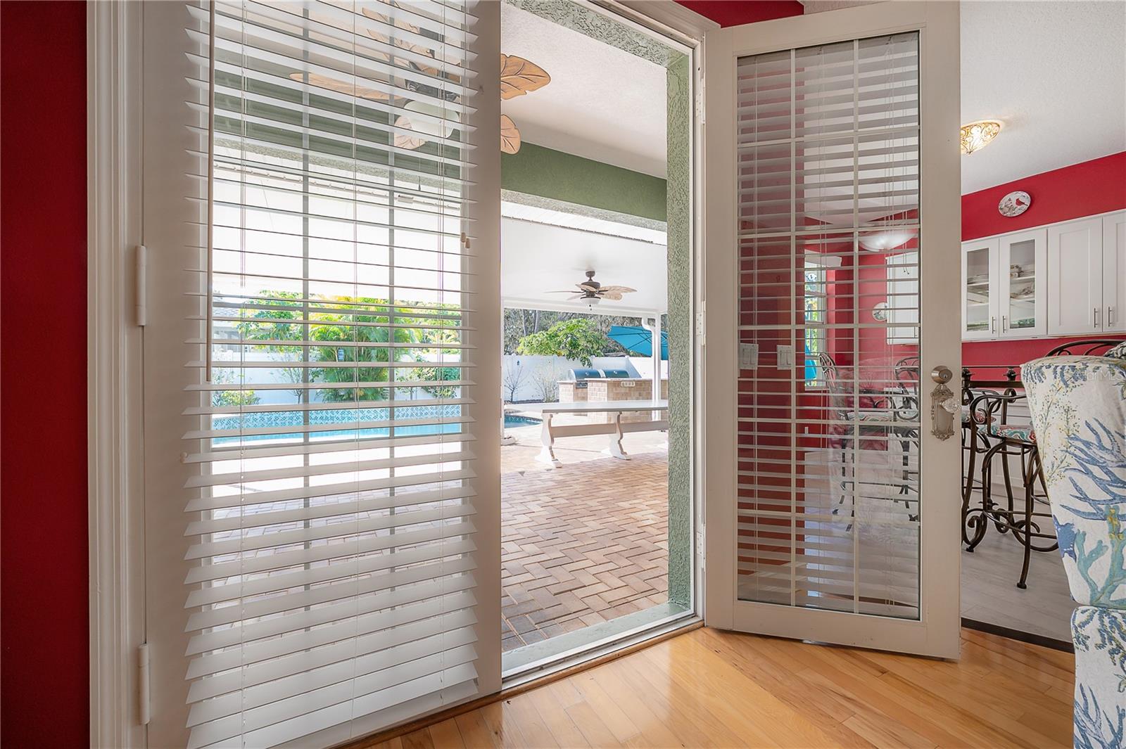 TEMPLE TERRACE ESTATES - Residential