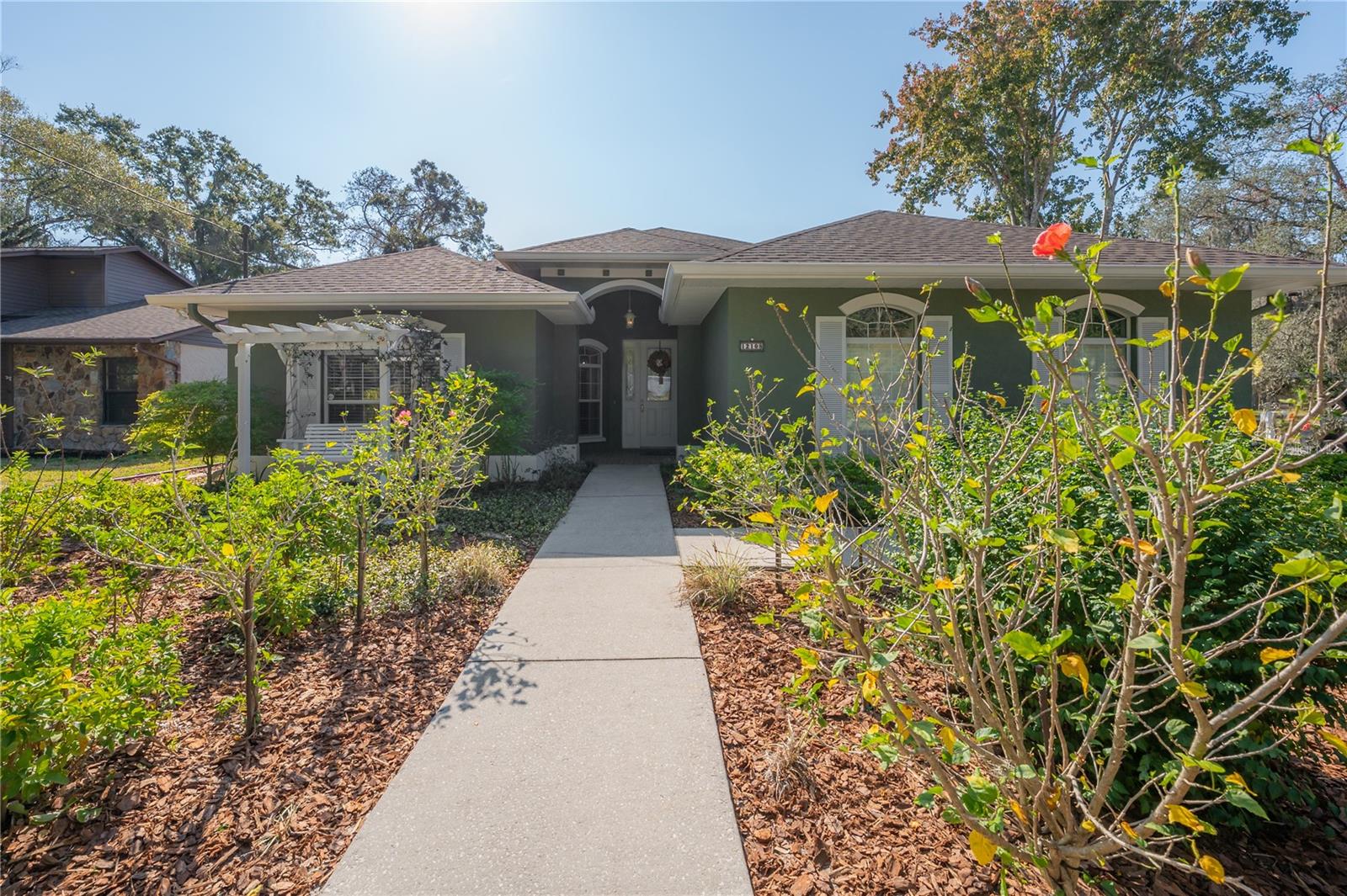 TEMPLE TERRACE ESTATES - Residential