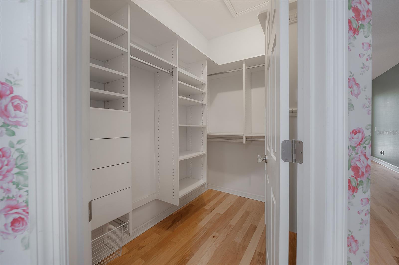 TEMPLE TERRACE ESTATES - Residential