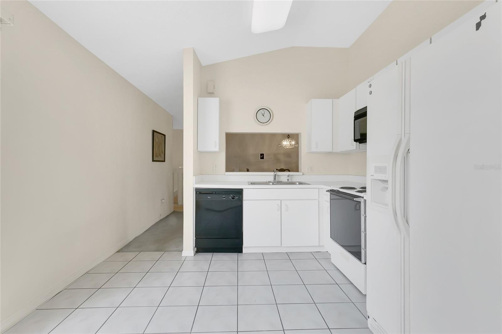VENTURA VILLAGE PH 04 - Residential