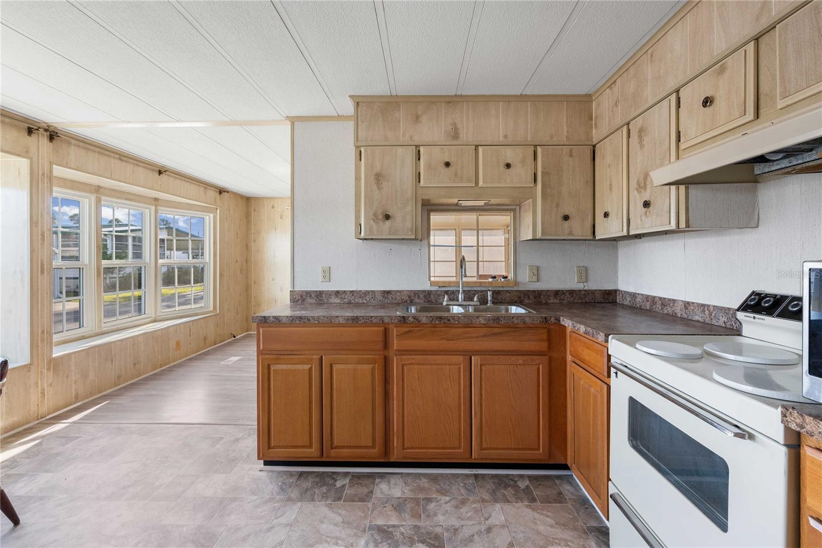 SPANISH TRAILS VILLAGE CONDO - Residential