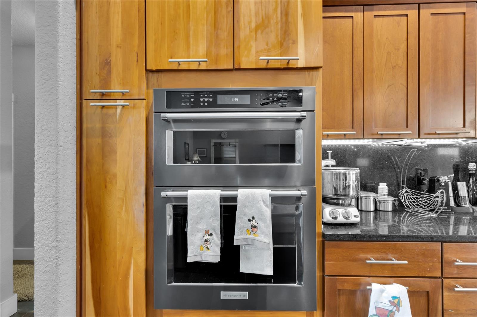 MOUNT PLYMOUTH - Residential