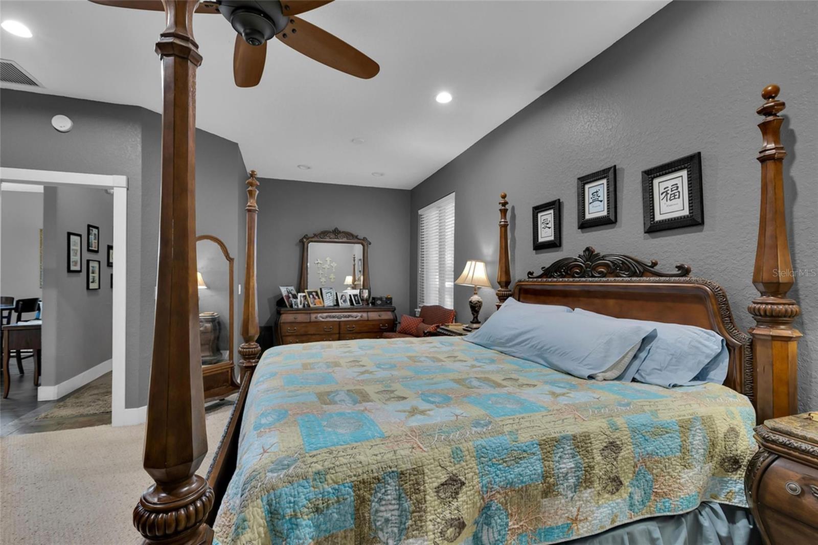 MOUNT PLYMOUTH - Residential