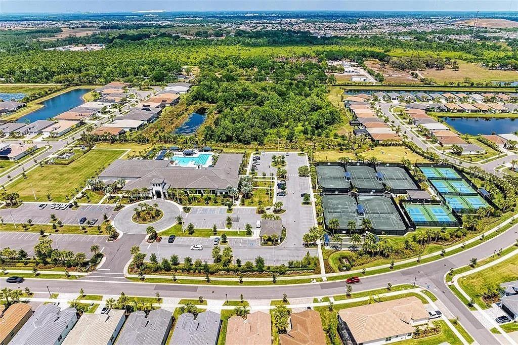 VALENCIA DEL SOL PH 1 - Residential Lease