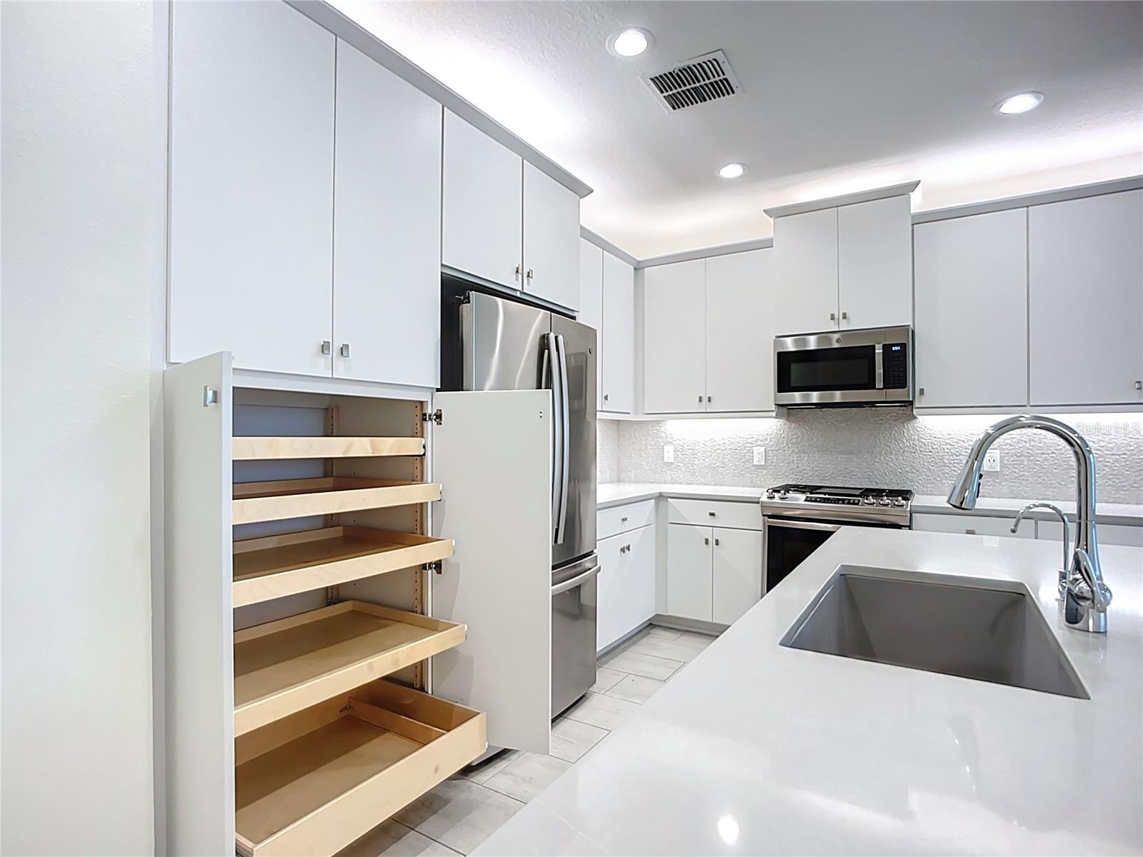 VALENCIA DEL SOL PH 1 - Residential Lease