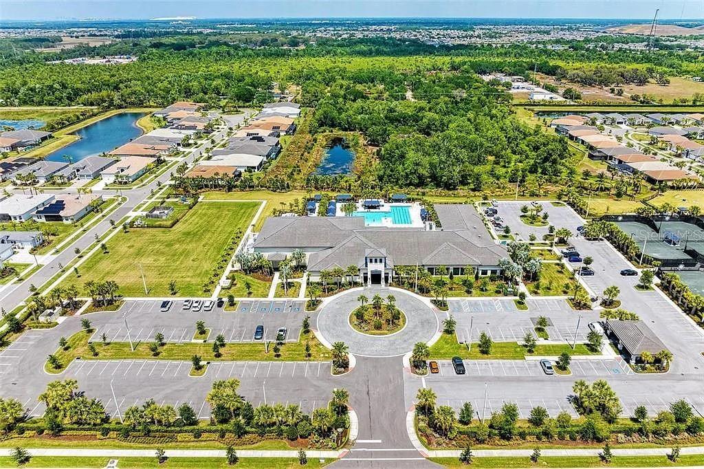 VALENCIA DEL SOL PH 1 - Residential Lease