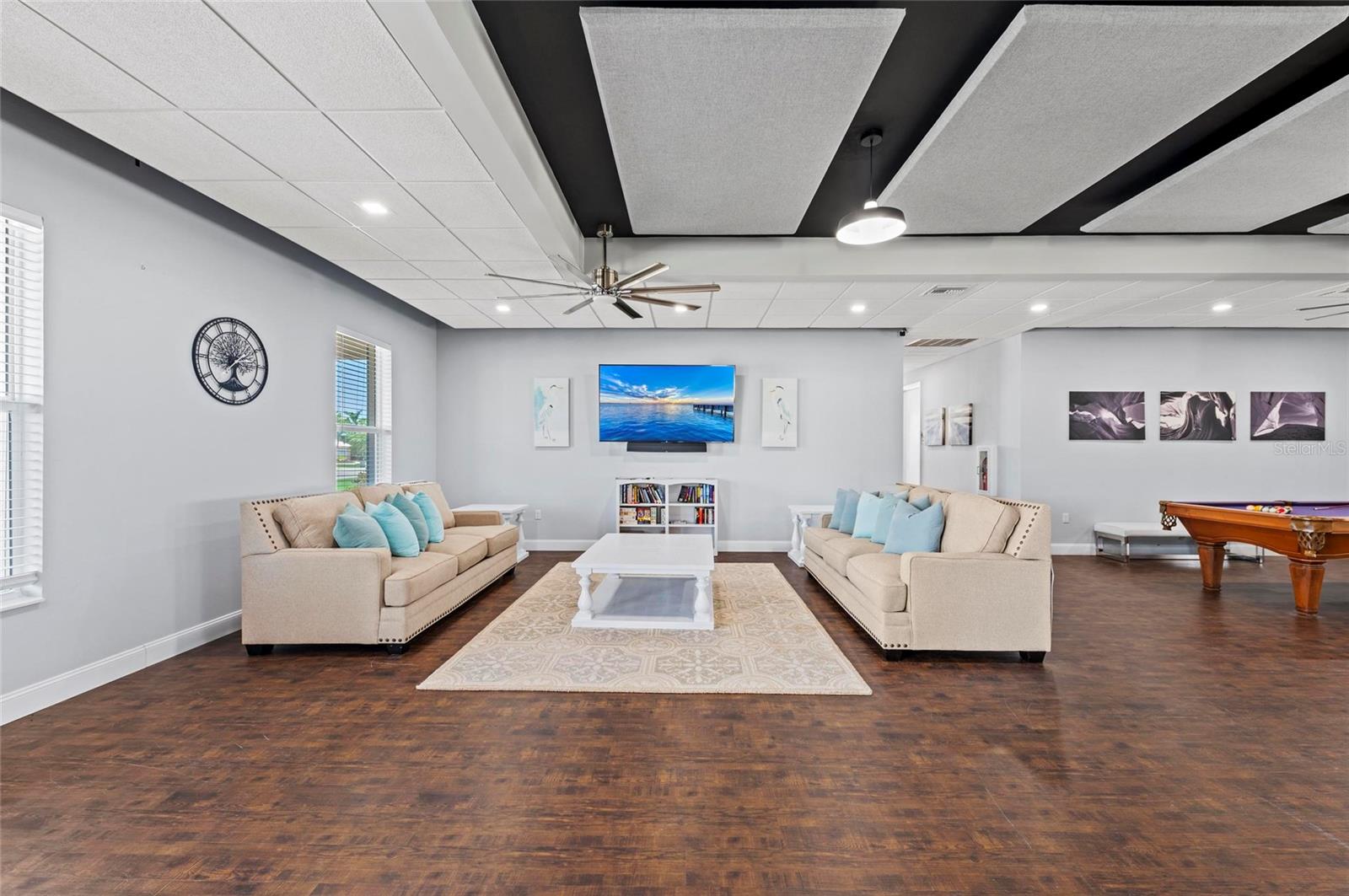 THORNTON CRK MOTORCOACH RESIDENCE - Land