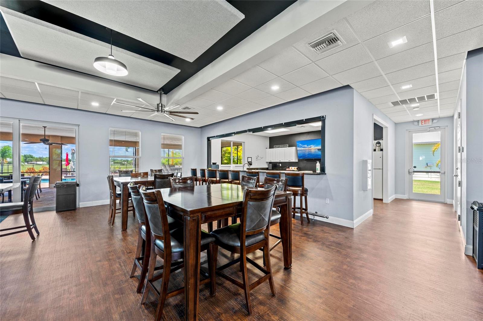 THORNTON CRK MOTORCOACH RESIDENCE - Land