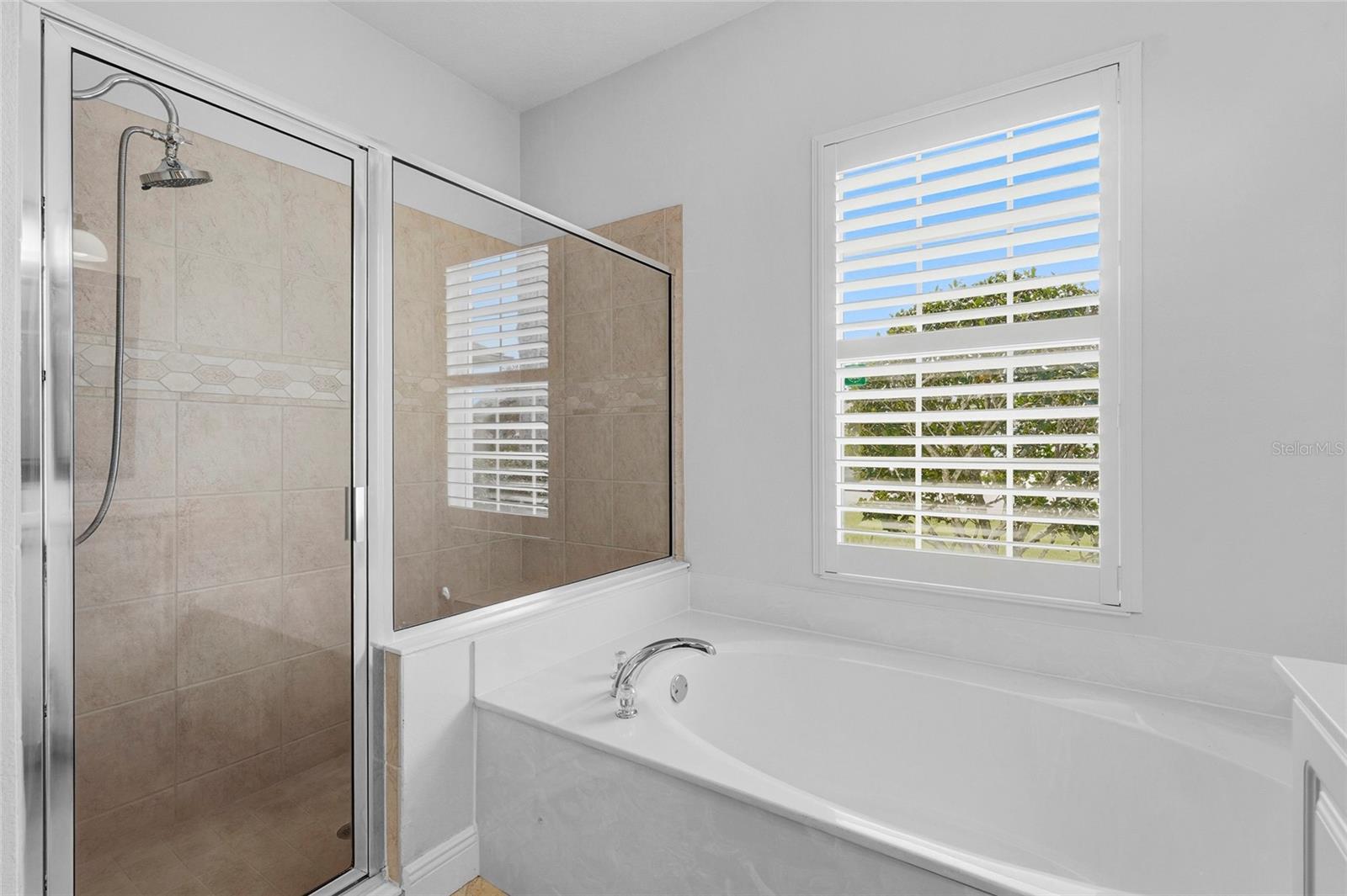 CHARLESTON POINTE PH 1A AT UNIV PLACE - Residential