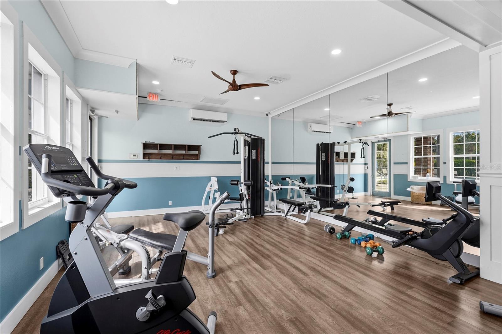 CHARLESTON POINTE PH 1A AT UNIV PLACE - Residential
