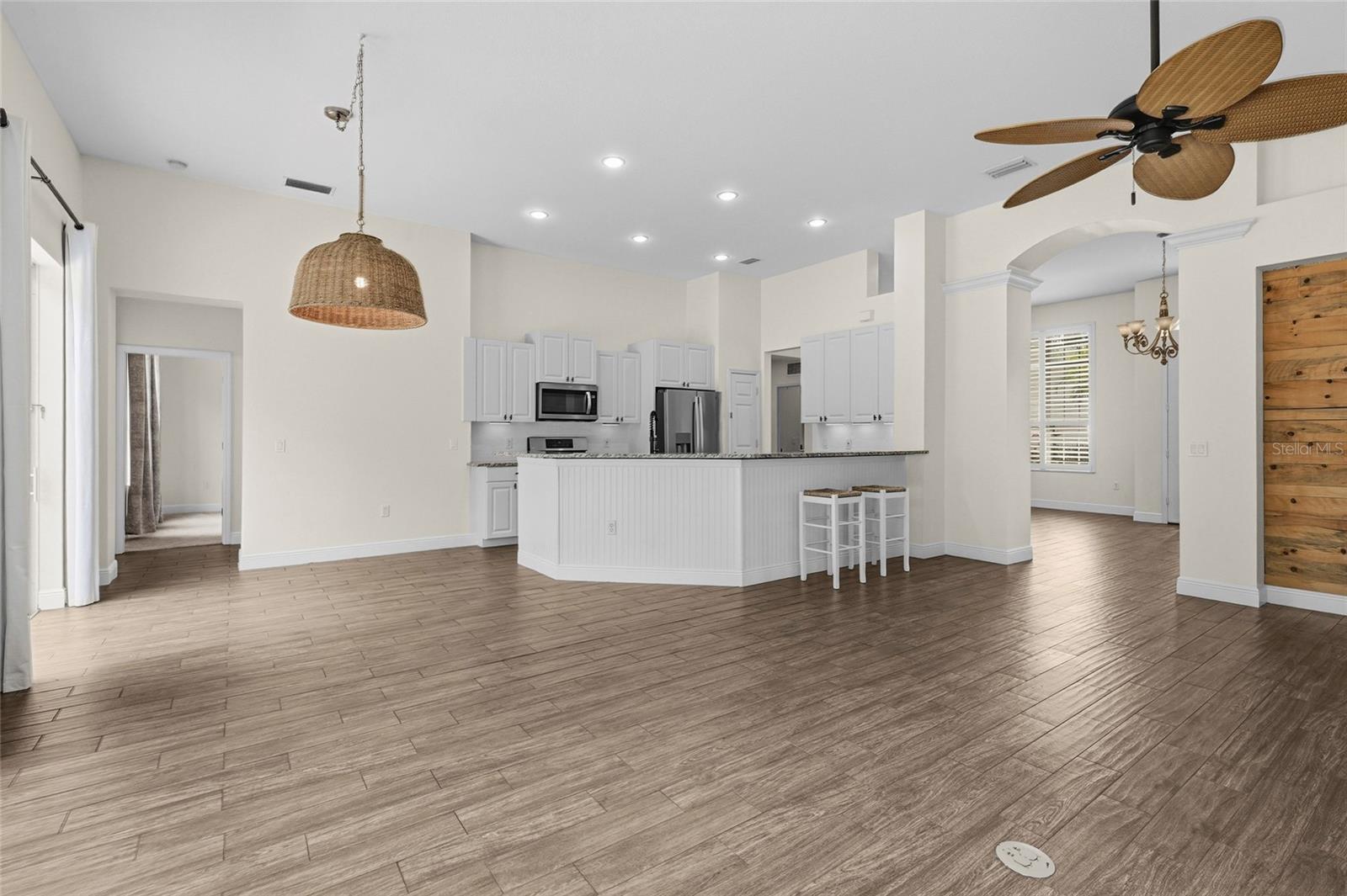 CHARLESTON POINTE PH 1A AT UNIV PLACE - Residential