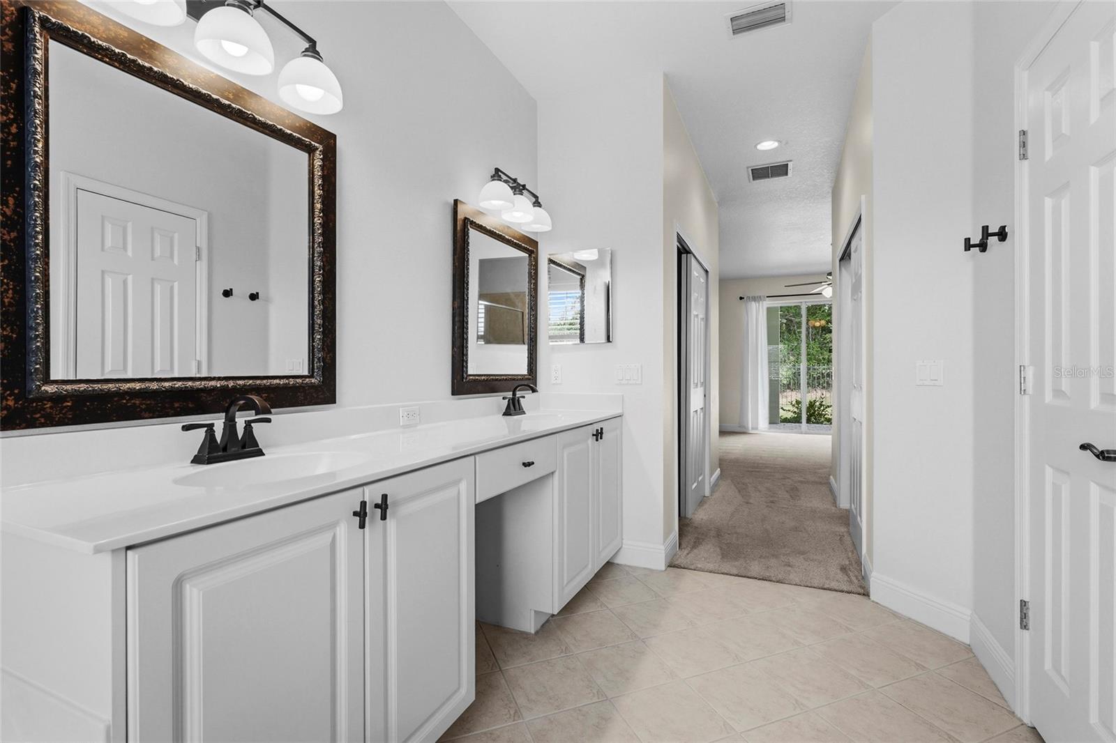 CHARLESTON POINTE PH 1A AT UNIV PLACE - Residential
