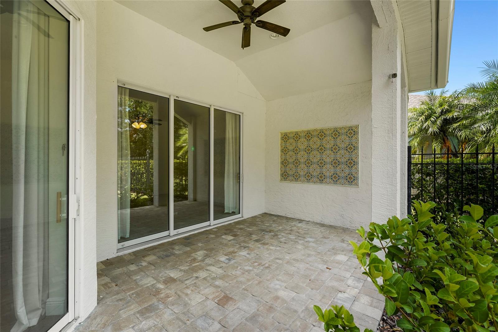 CHARLESTON POINTE PH 1A AT UNIV PLACE - Residential