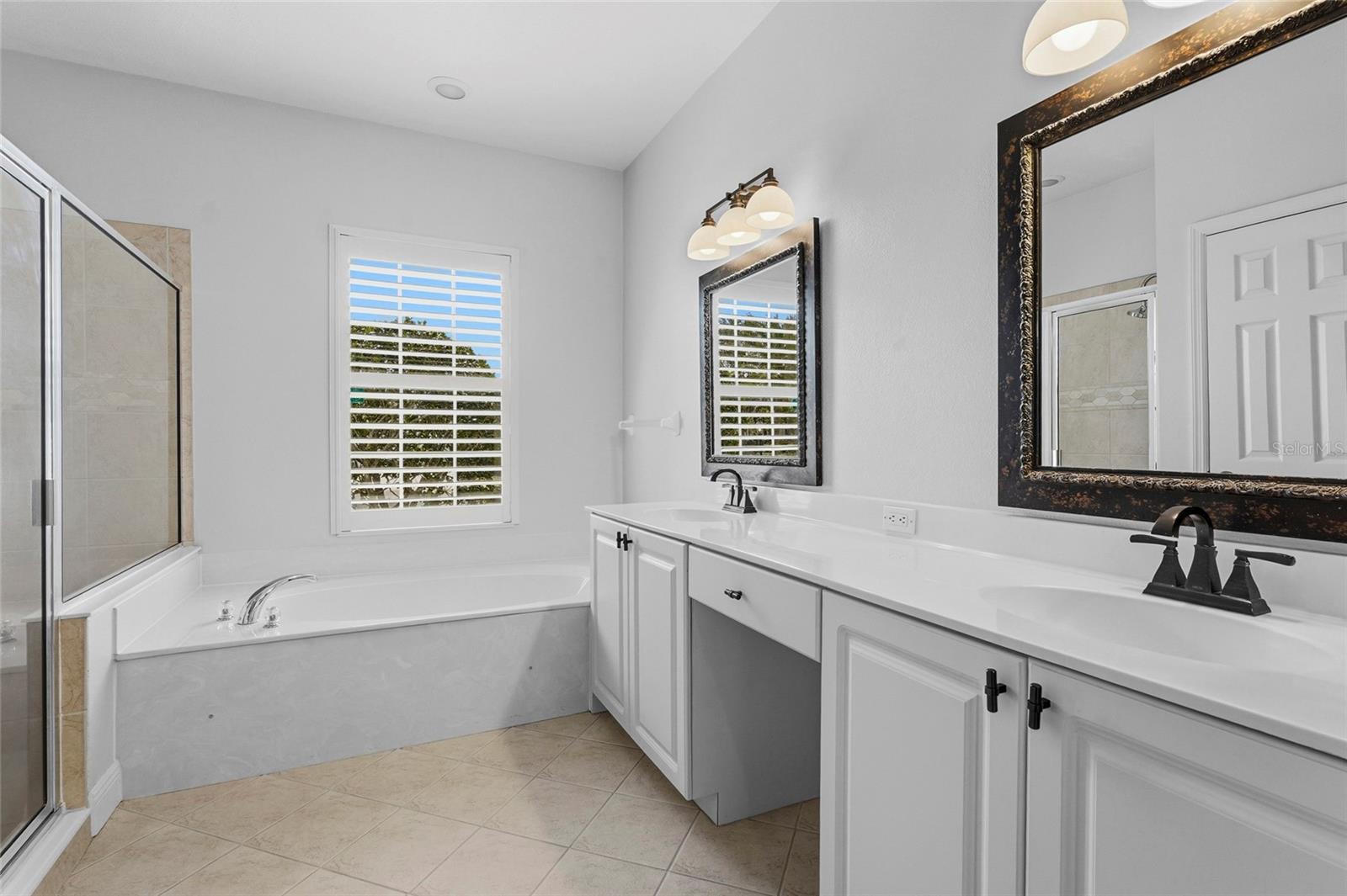 CHARLESTON POINTE PH 1A AT UNIV PLACE - Residential