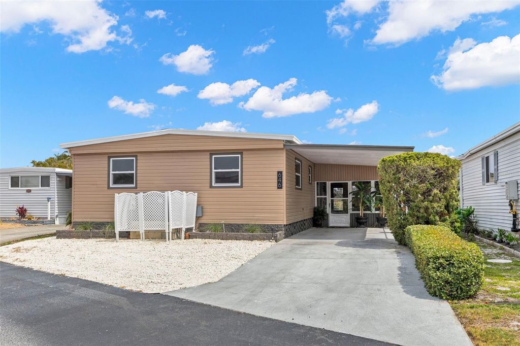 Photo of 646 Mount Oak Avenue NE #731, St Petersburg, FL 33702 (MLS # TB8381795)