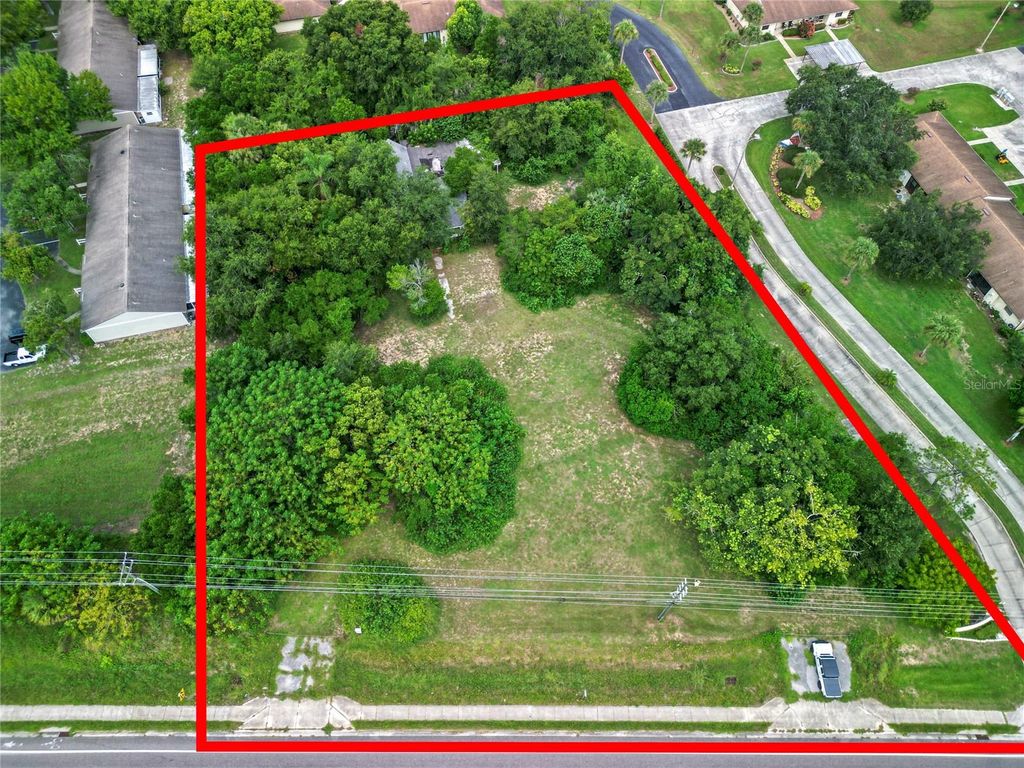 Photo of 30035 State Road 19, Tavares, FL 32778 (MLS # O6233240)