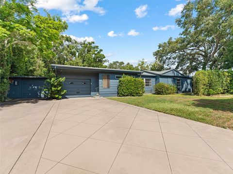 Photo of 200 66th Street N, St Petersburg, FL 33710 (MLS # TB8421027) Photo of 200 66th Street N, St Petersburg, FL 33710 (MLS # TB8421027)