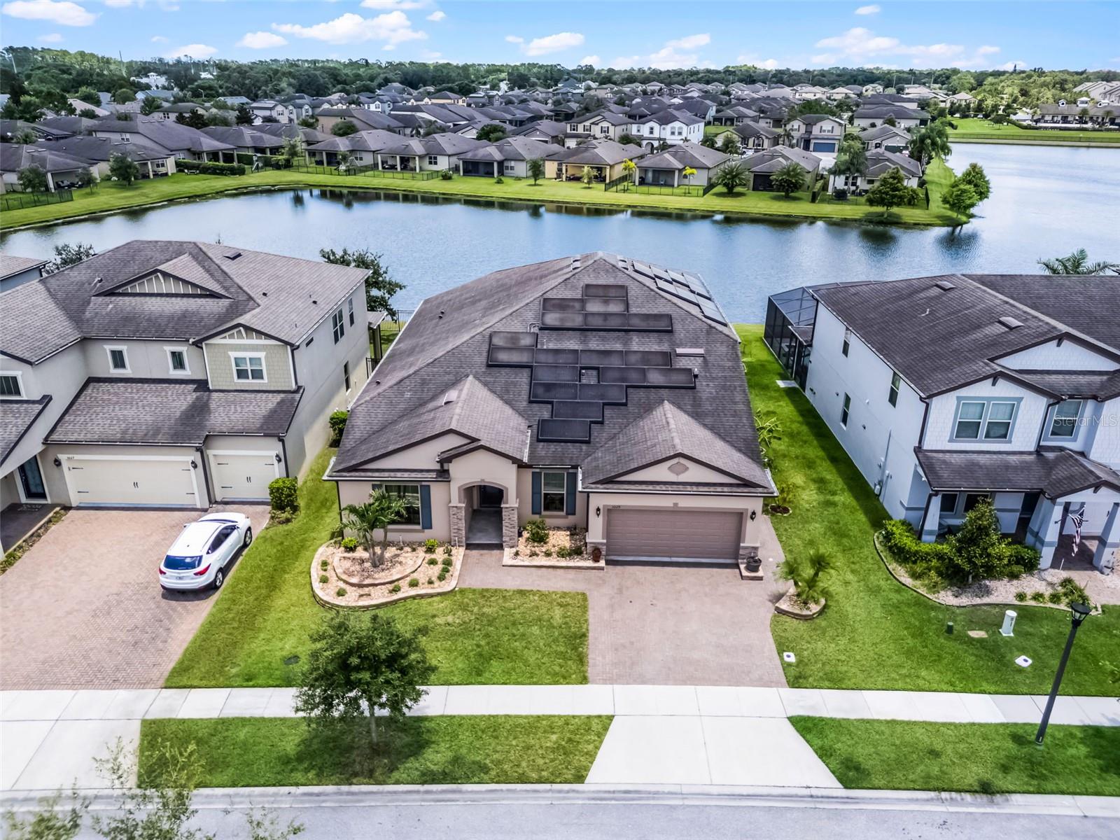LAKESHORE AT NARCOOSSEE PH 3 2ND REP - Residential Lease