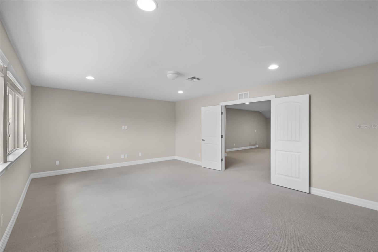 LAKESHORE AT NARCOOSSEE PH 3 2ND REP - Residential Lease
