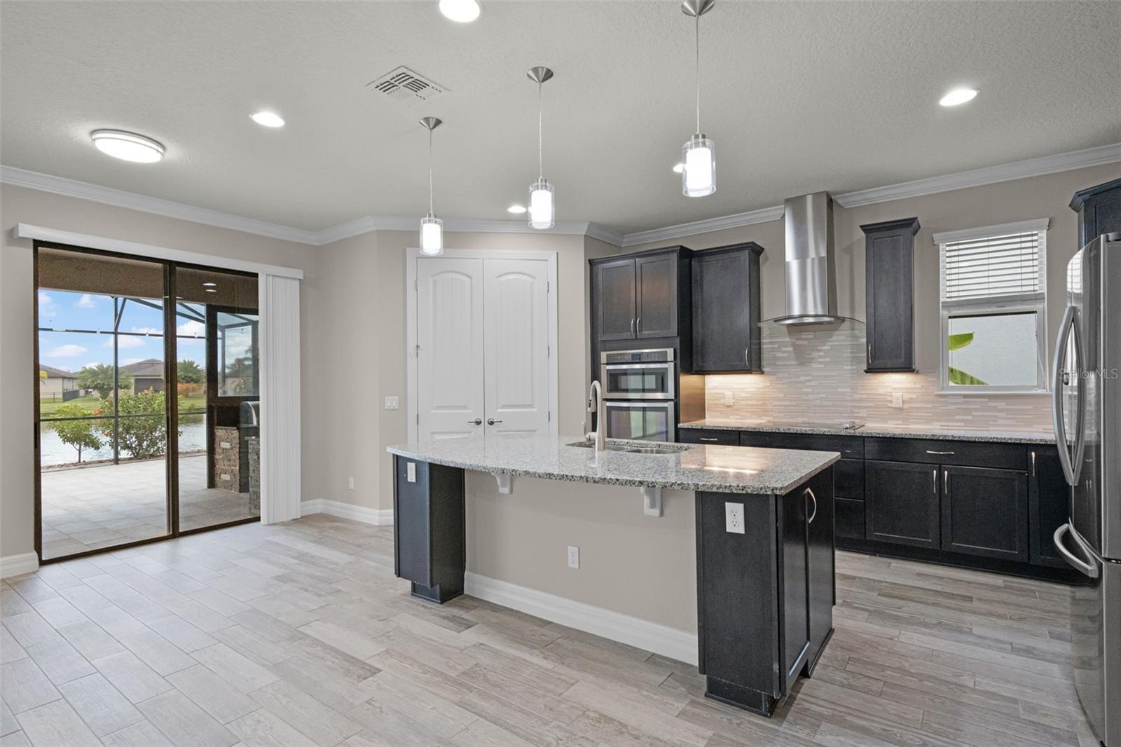 LAKESHORE AT NARCOOSSEE PH 3 2ND REP - Residential Lease