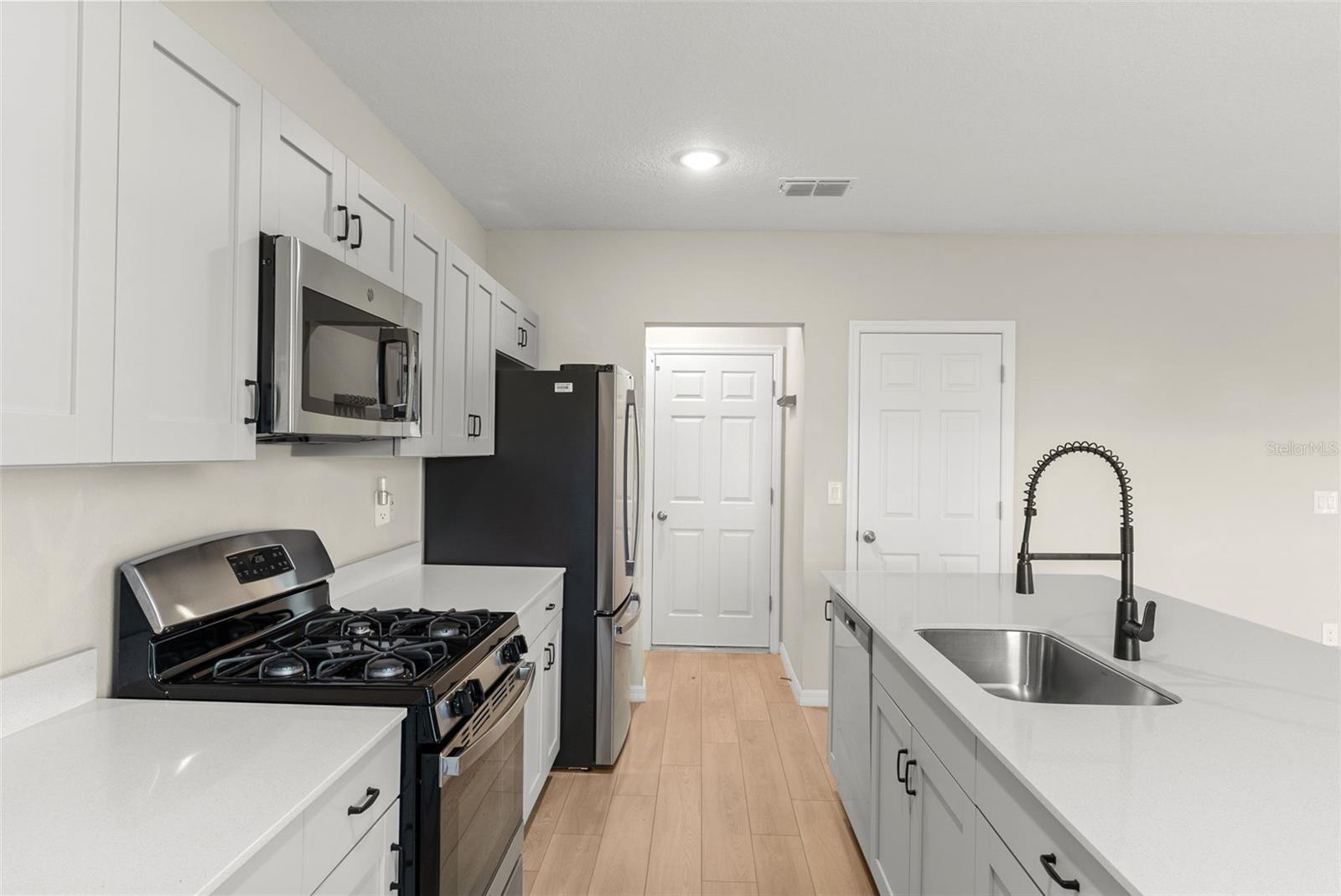 CROSSWIND POINT PH II - Residential Lease
