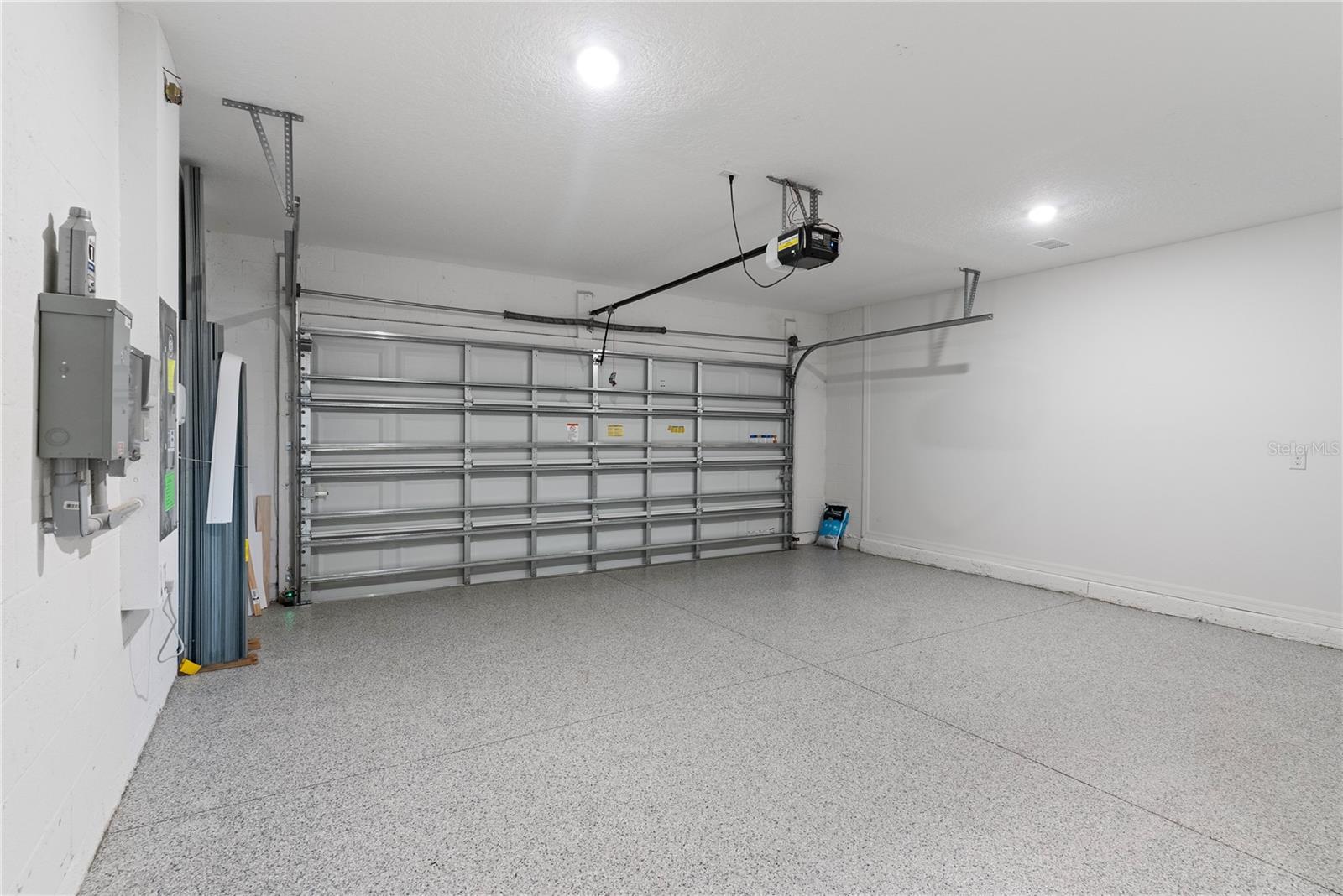 CROSSWIND POINT PH II - Residential Lease