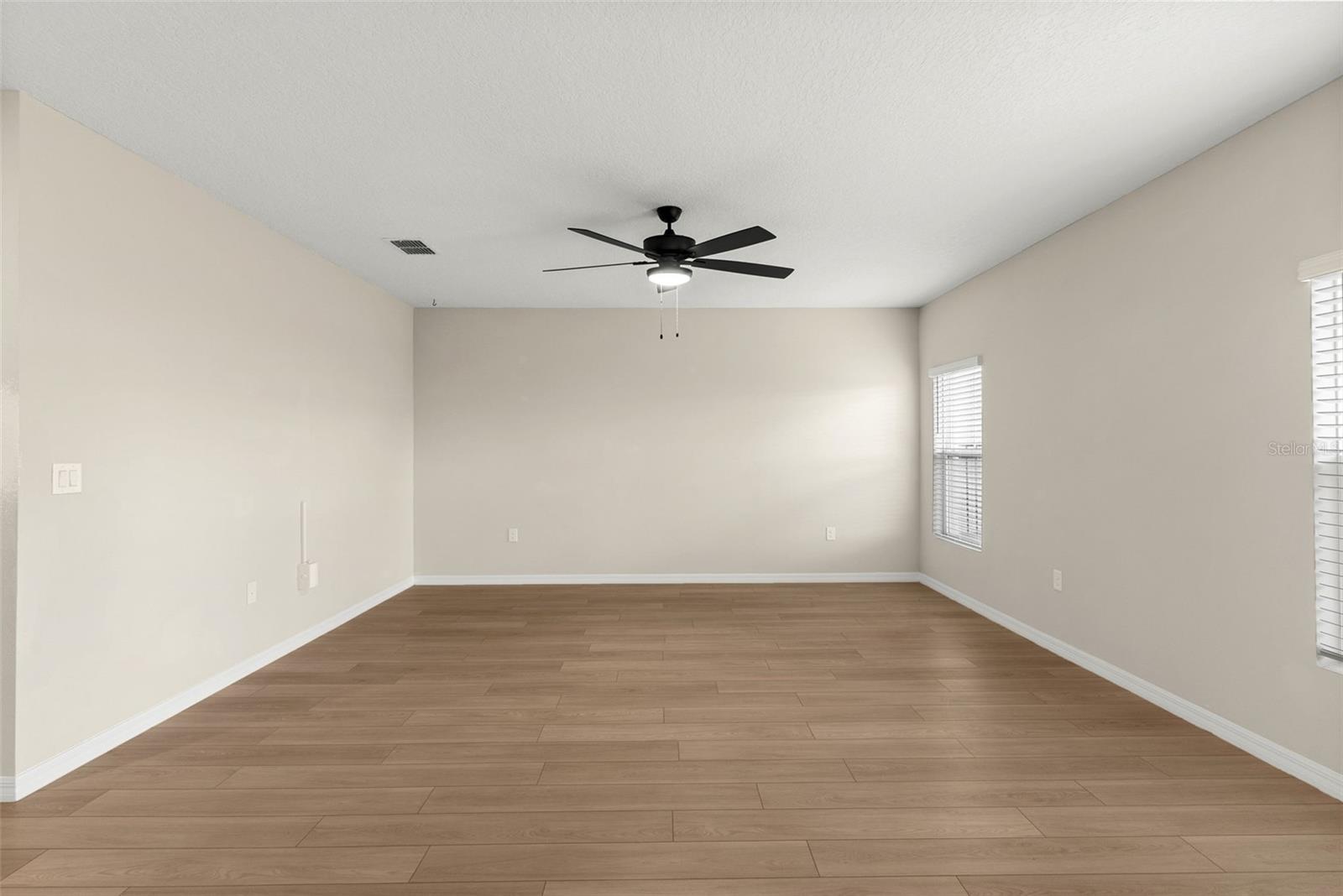 CROSSWIND POINT PH II - Residential Lease