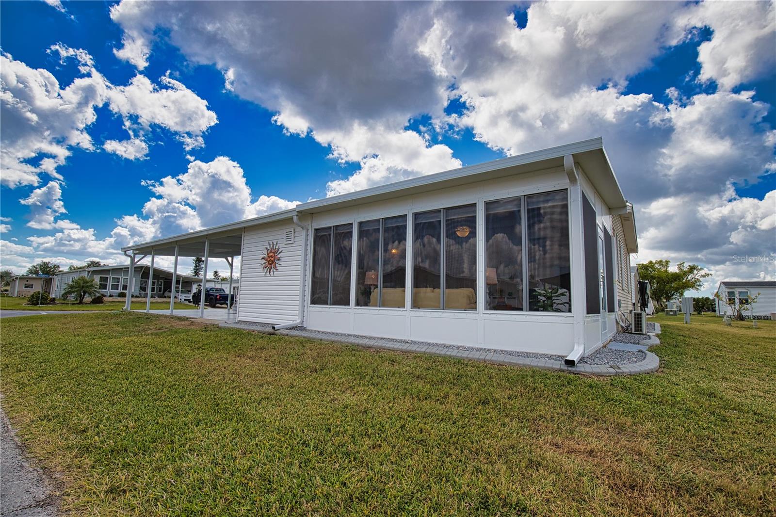 LA CASA MHP CO-OP - Residential