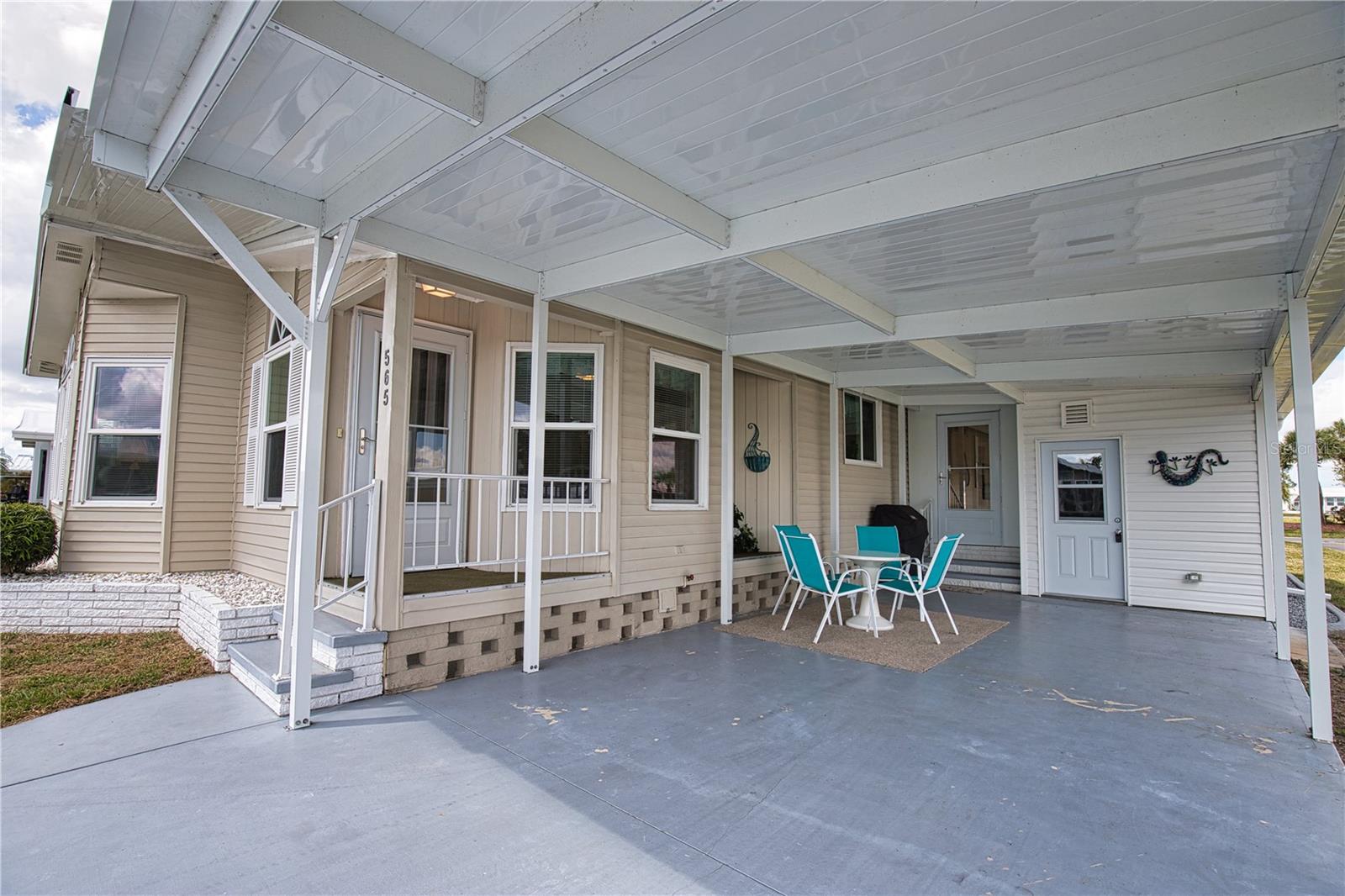 LA CASA MHP CO-OP - Residential