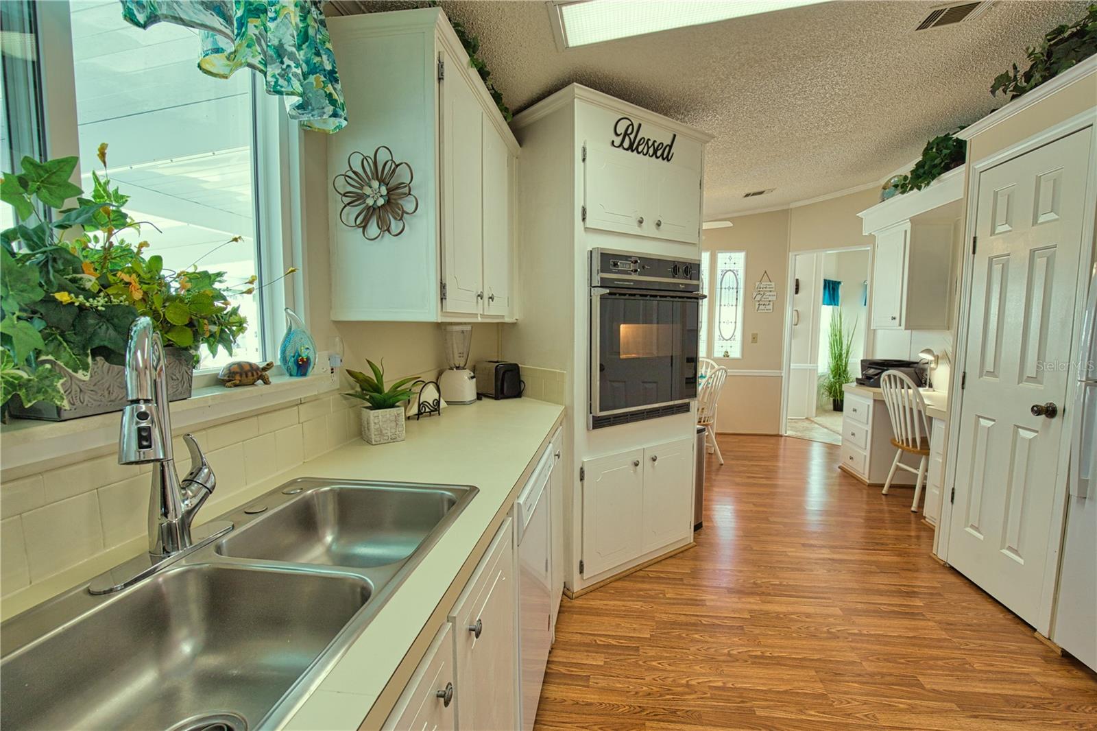 LA CASA MHP CO-OP - Residential