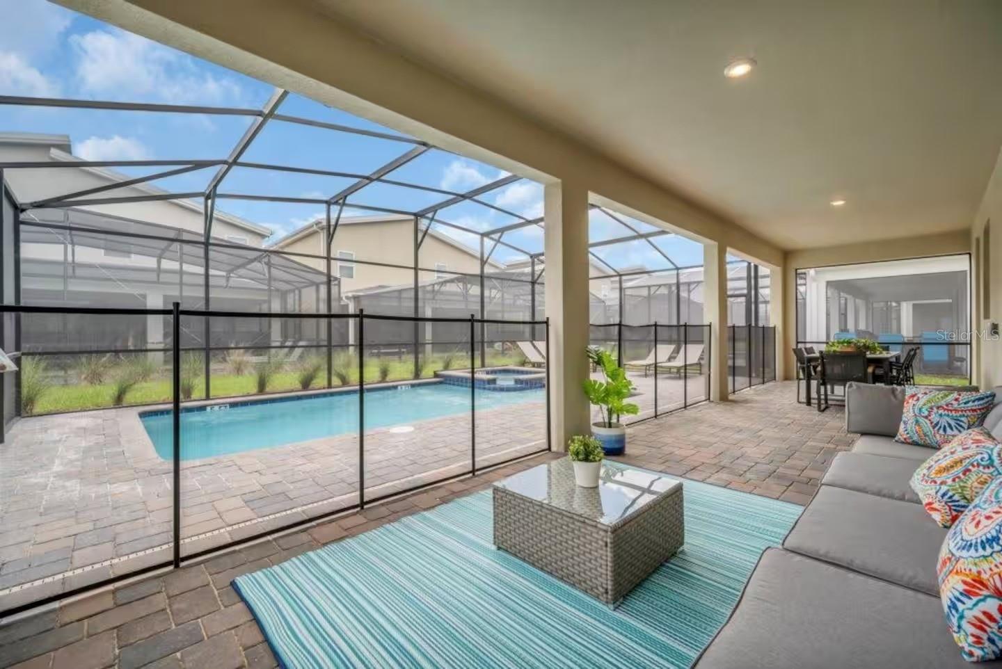 COVE AT STOREY LAKE II - Residential