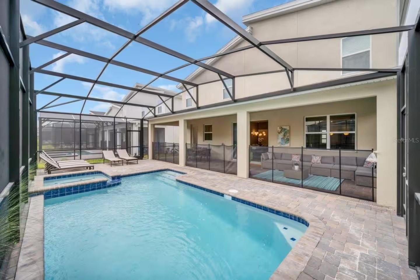 COVE AT STOREY LAKE II - Residential