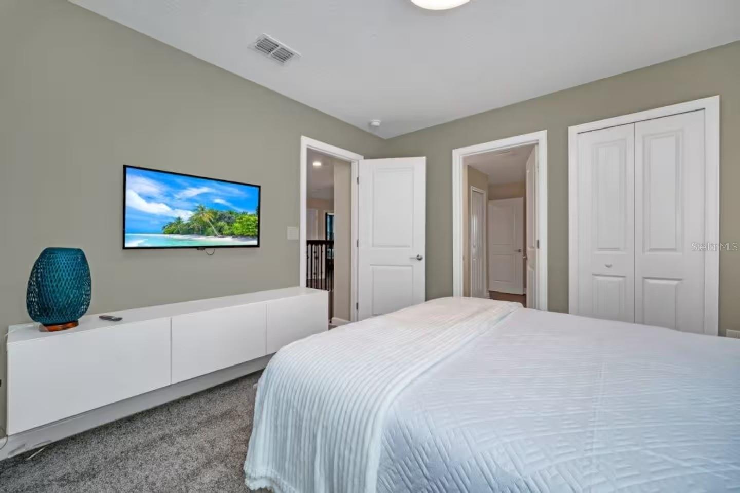 COVE AT STOREY LAKE II - Residential