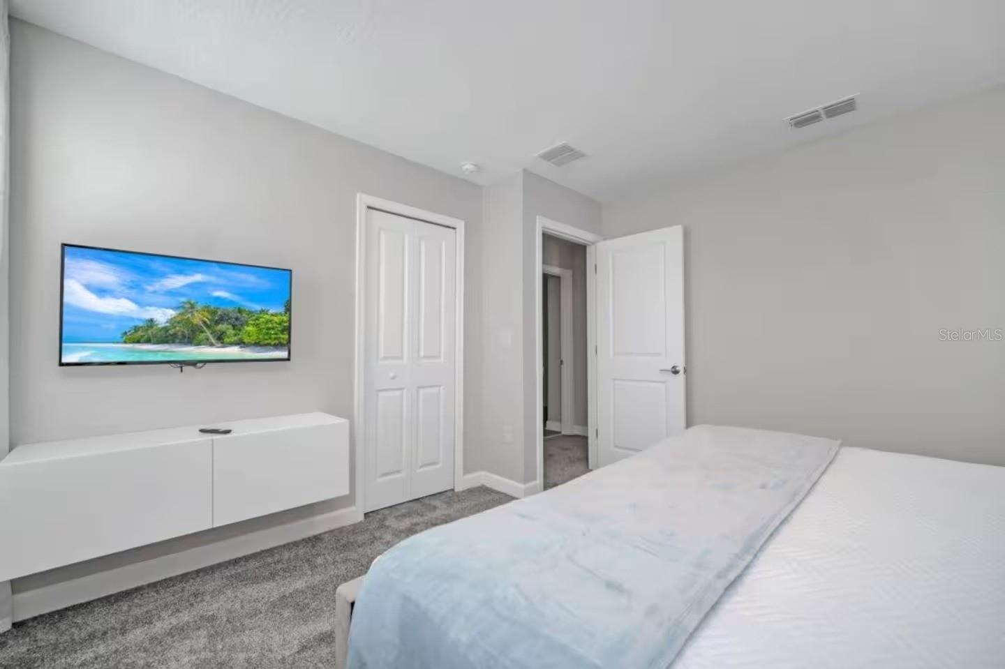 COVE AT STOREY LAKE II - Residential