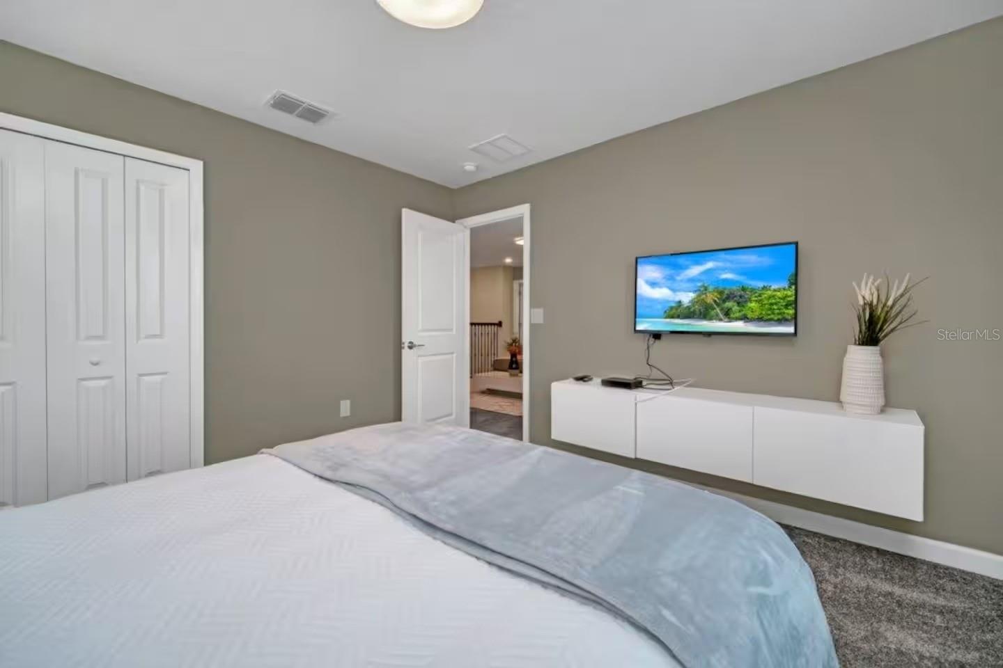 COVE AT STOREY LAKE II - Residential