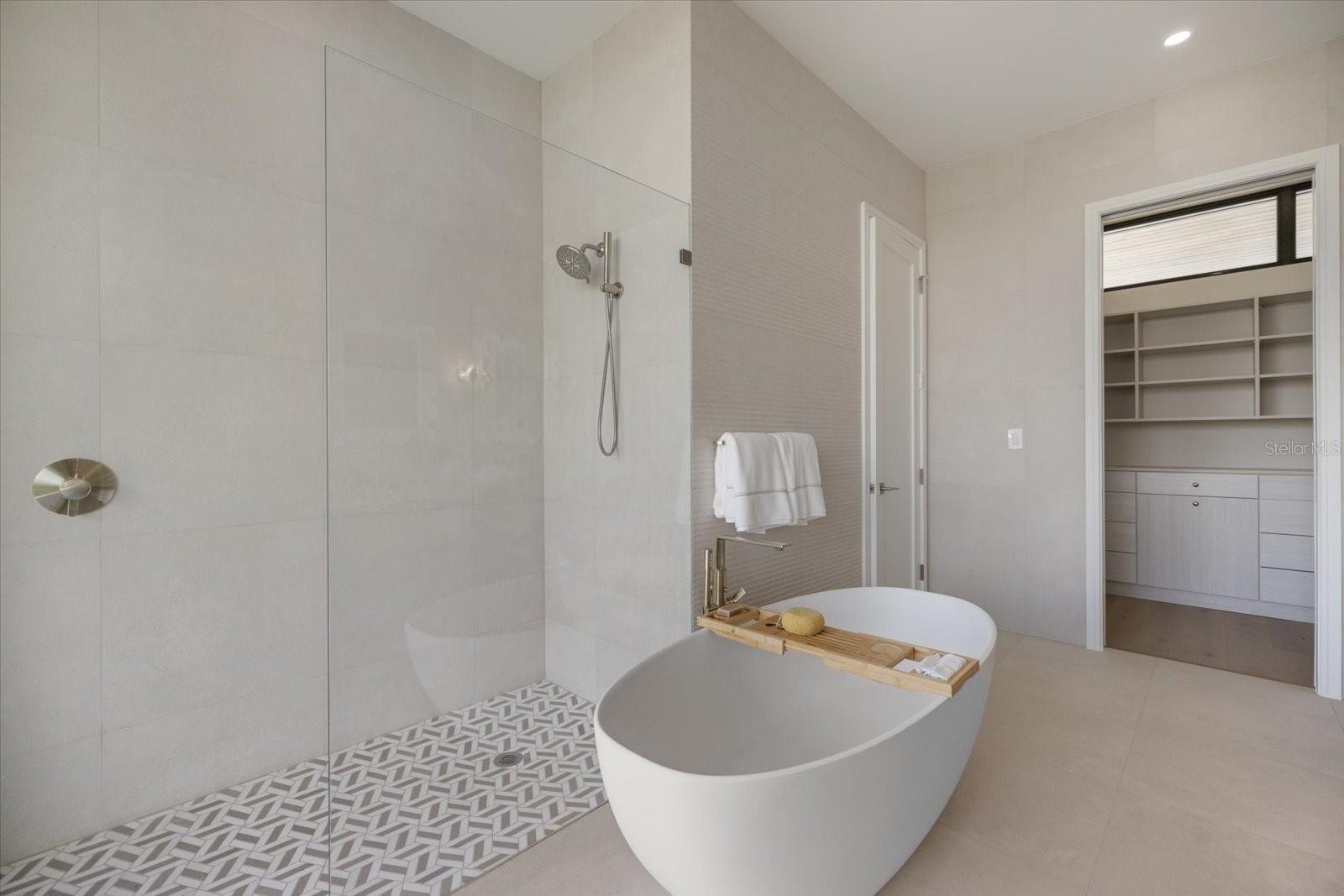 SLEEPY LAGOON PARK - Residential