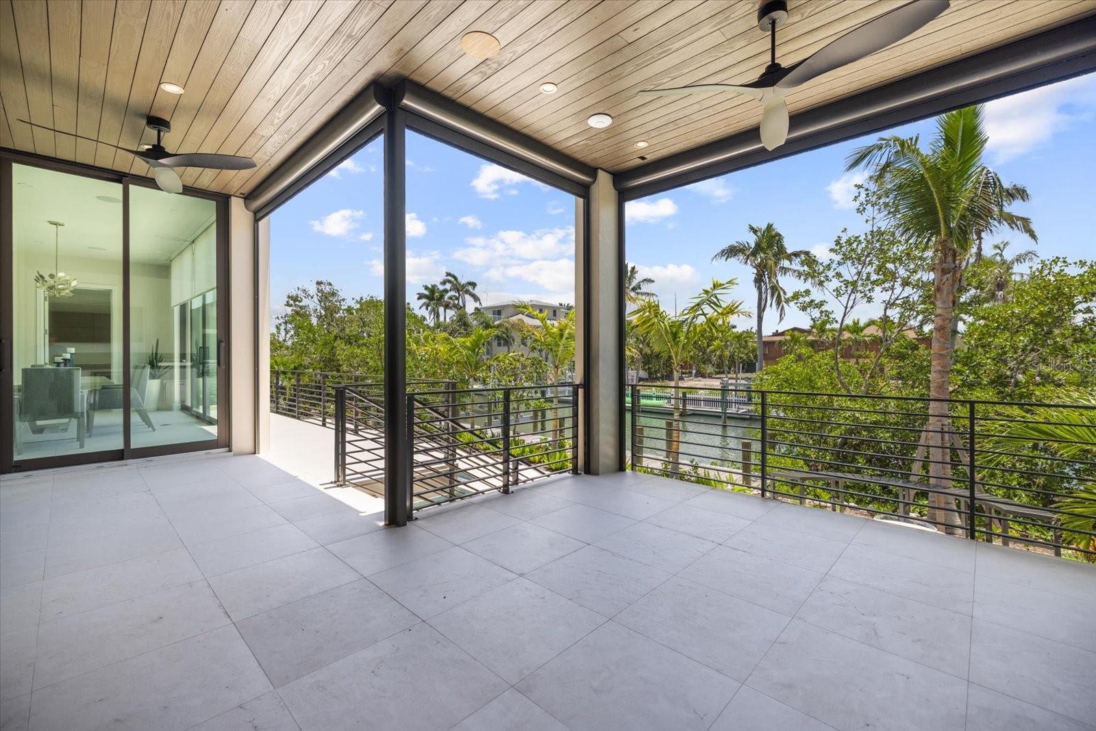 SLEEPY LAGOON PARK - Residential