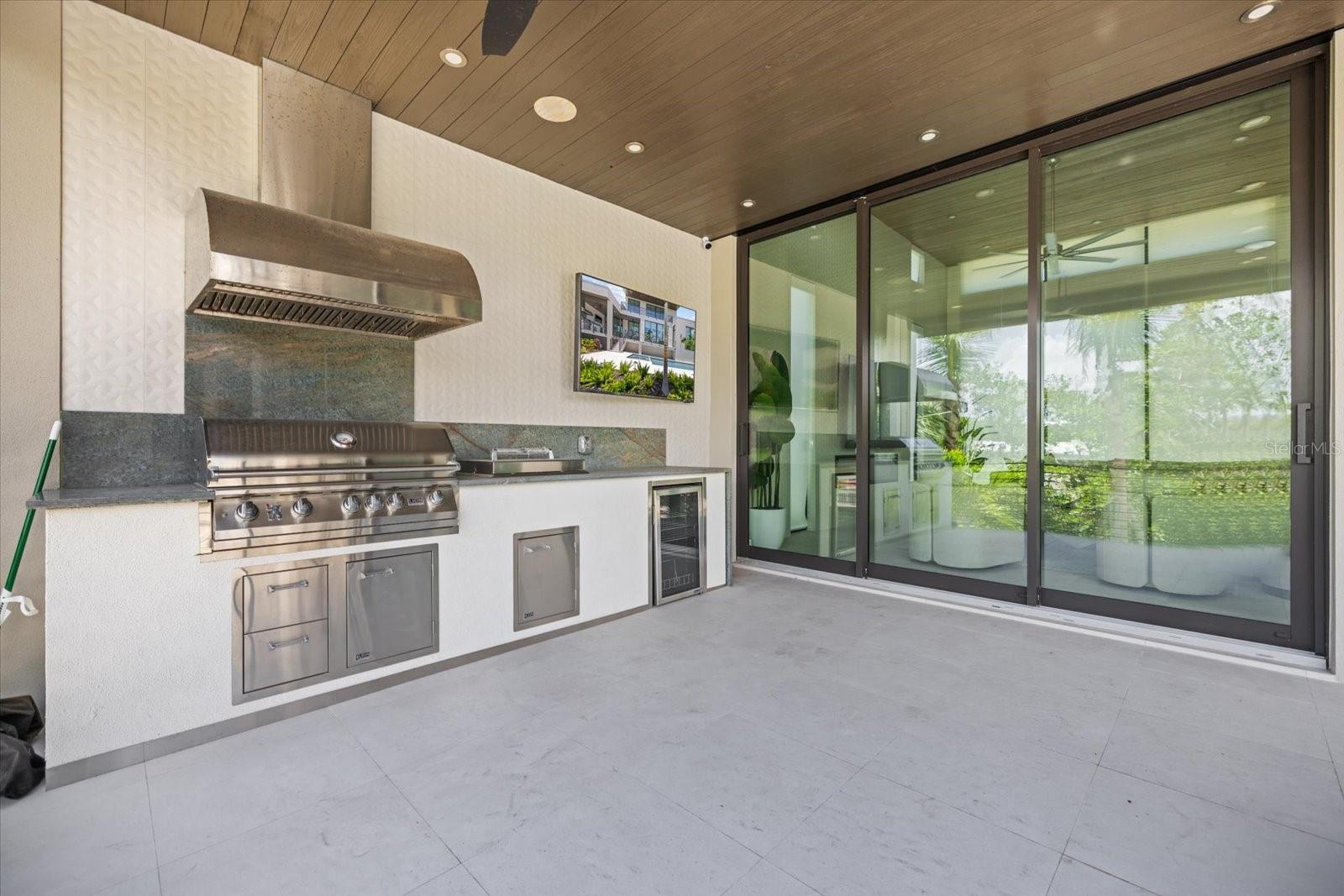 SLEEPY LAGOON PARK - Residential