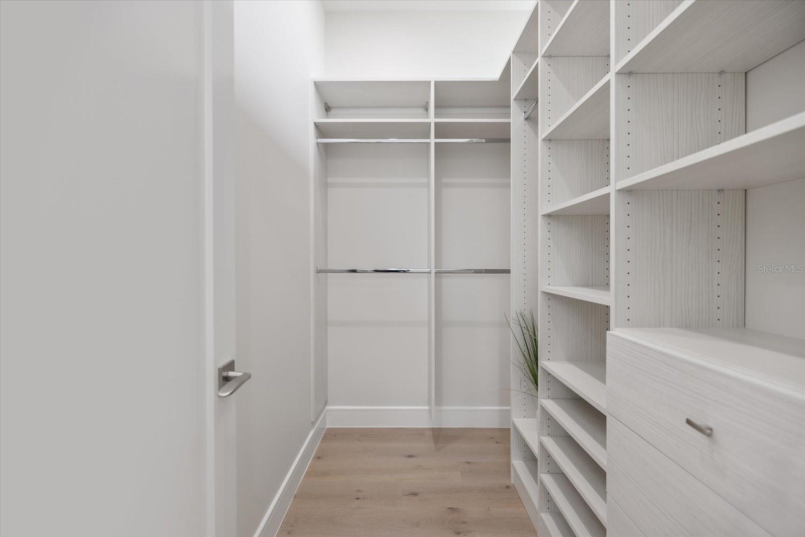 SLEEPY LAGOON PARK - Residential