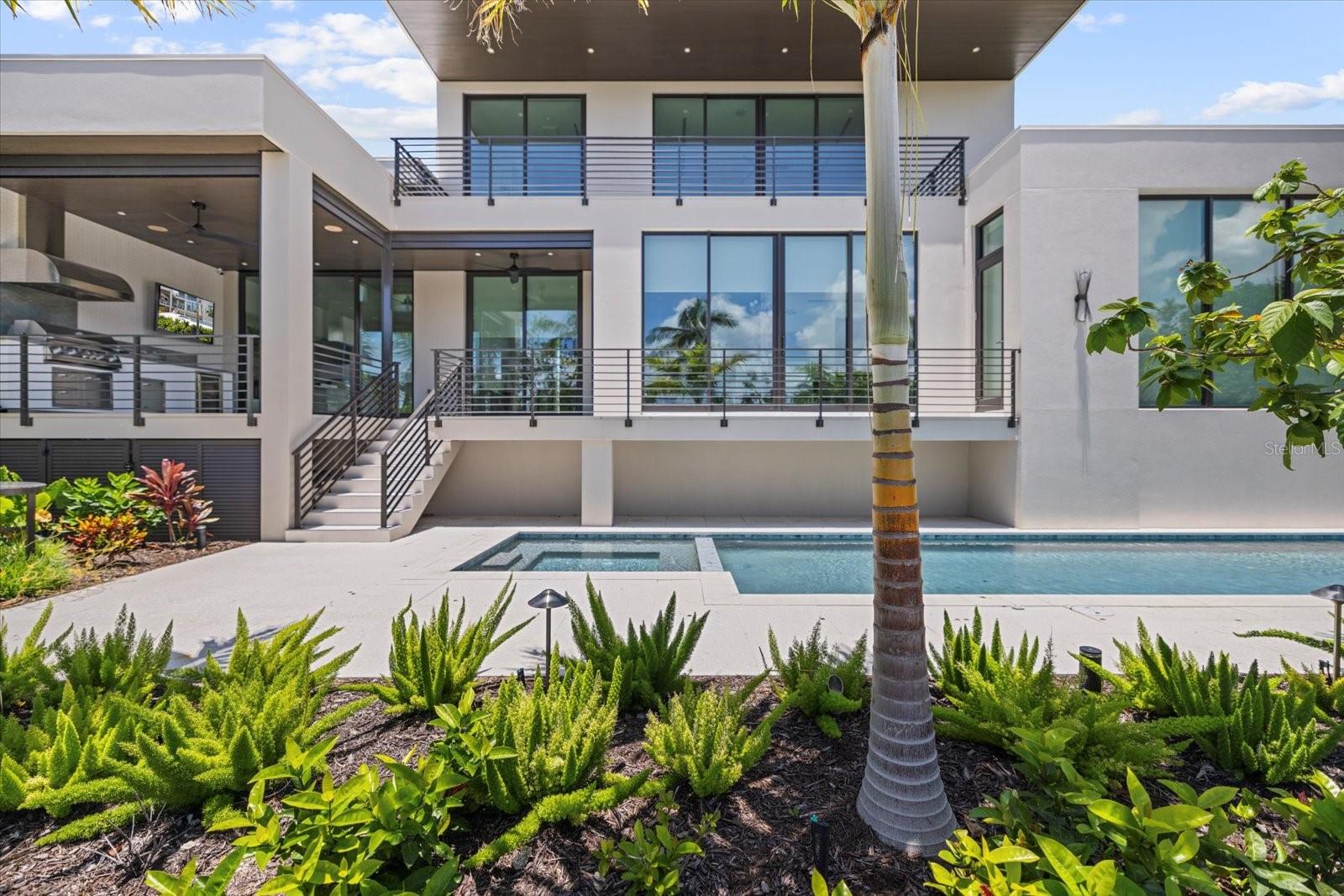 SLEEPY LAGOON PARK - Residential