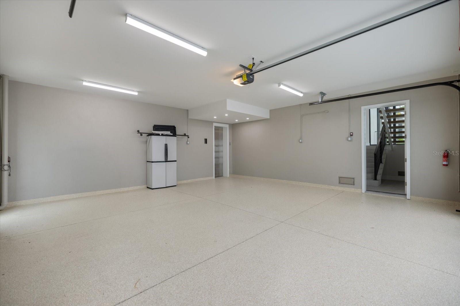 SLEEPY LAGOON PARK - Residential