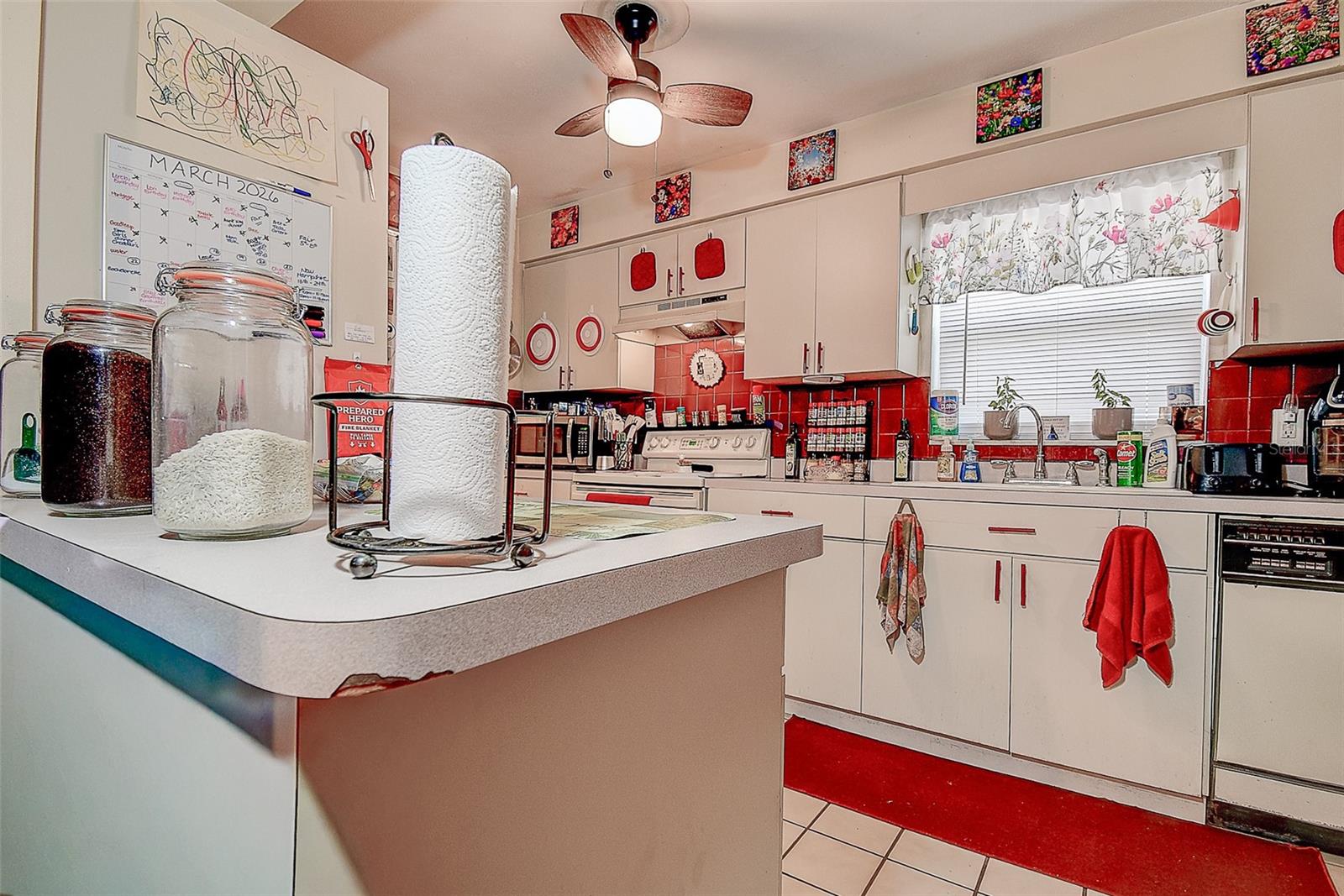 GARDEN CITY - Residential