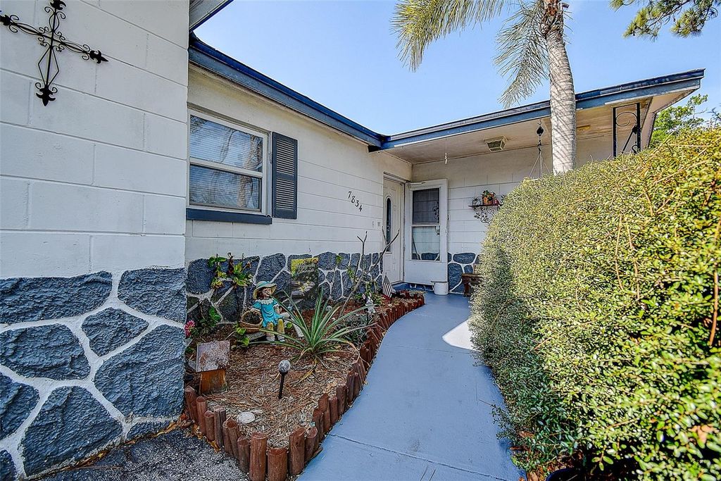 Photo of 7834 42nd Avenue N, St Petersburg, FL 33709 (MLS # TB8493278)