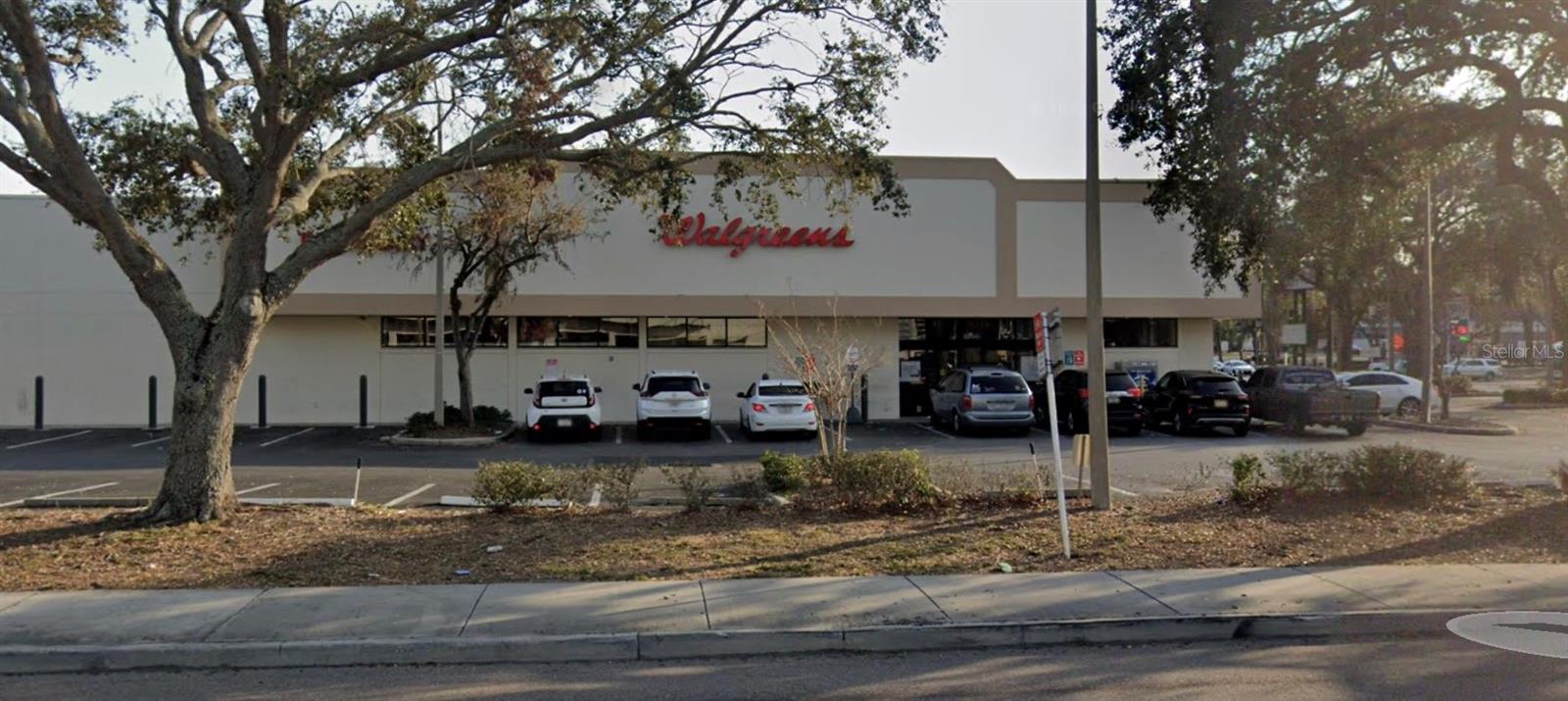 CENTRAL PLAZA FIRST ADD - Commercial Sale