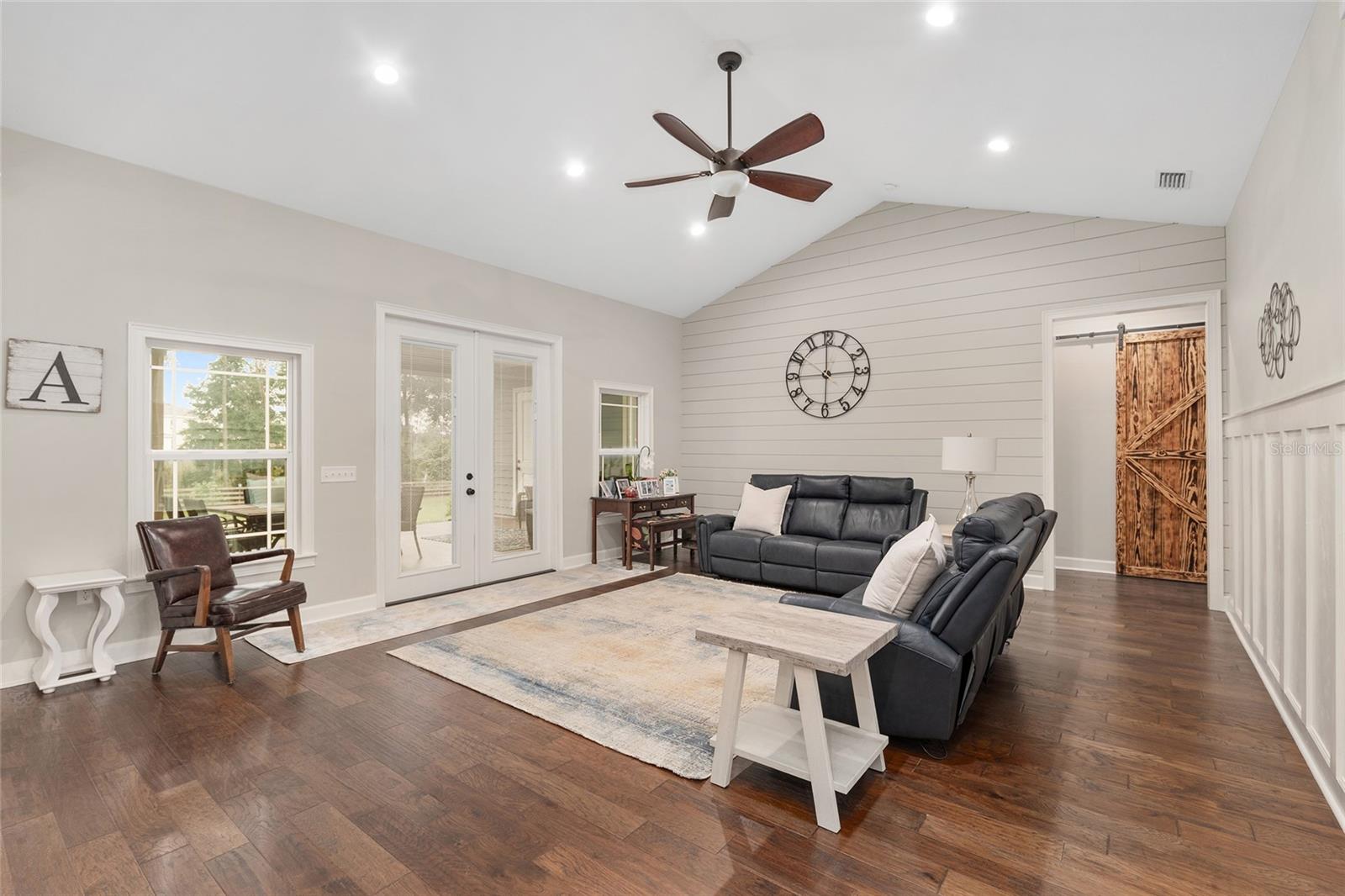 MEADOW GLEN REPL OF NOELLE ESTATE PH I - Residential