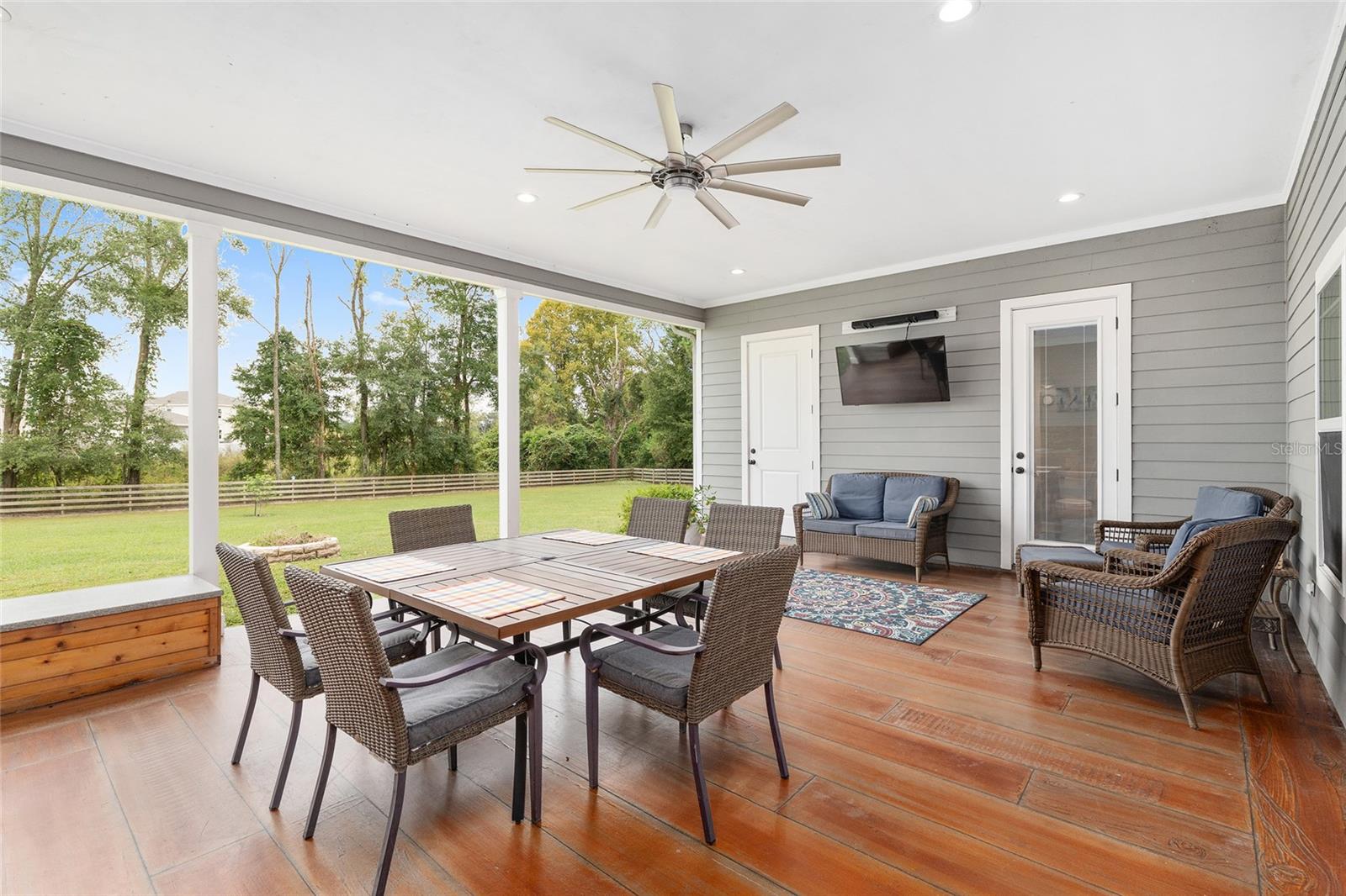 MEADOW GLEN REPL OF NOELLE ESTATE PH I - Residential