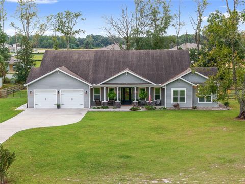 Photo of 17991 NW 175th Avenue, Alachua, FL 32615 (MLS # GC534975)