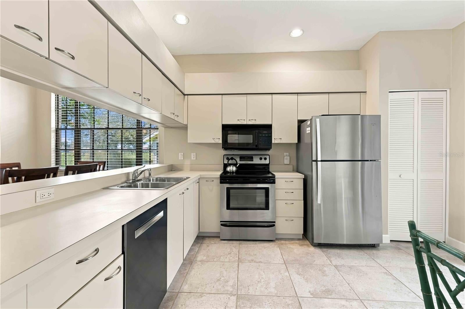 5480 HAMPSTEAD HEATH 14, SARASOTA, FL, 34235 4 5480 HAMPSTEAD HEATH 14