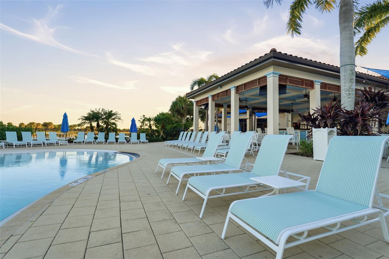 SARASOTA NATIONAL - Residential